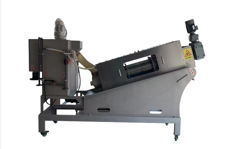 How to choose solid-liquid separation equipment: screw stacker VS filter press